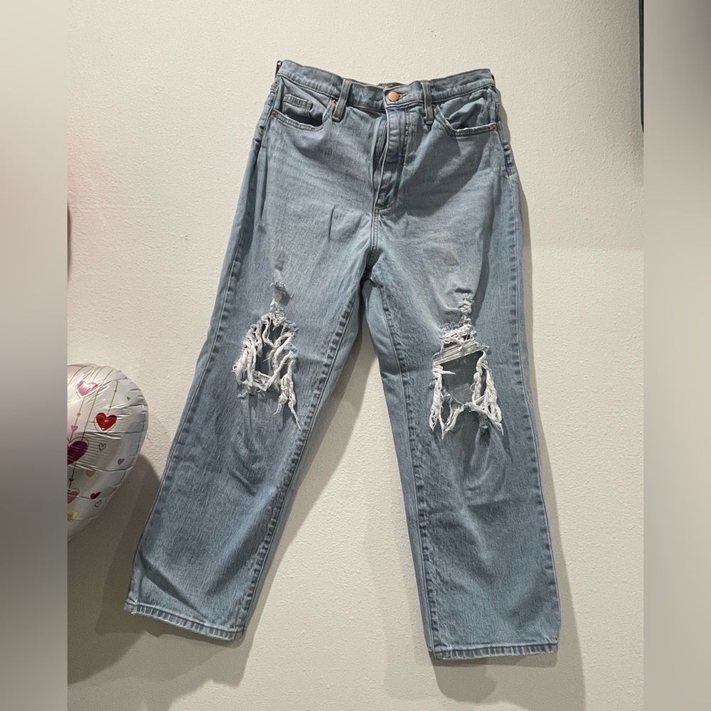 Universal Thread Light Blue Denim Jeans